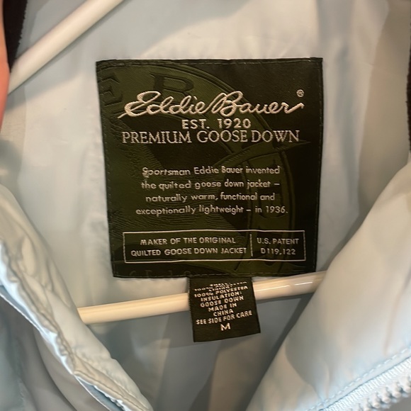 NWOT Eddie Bauer Premium Goose Down Vest Size Medium - Picture 2 of 4